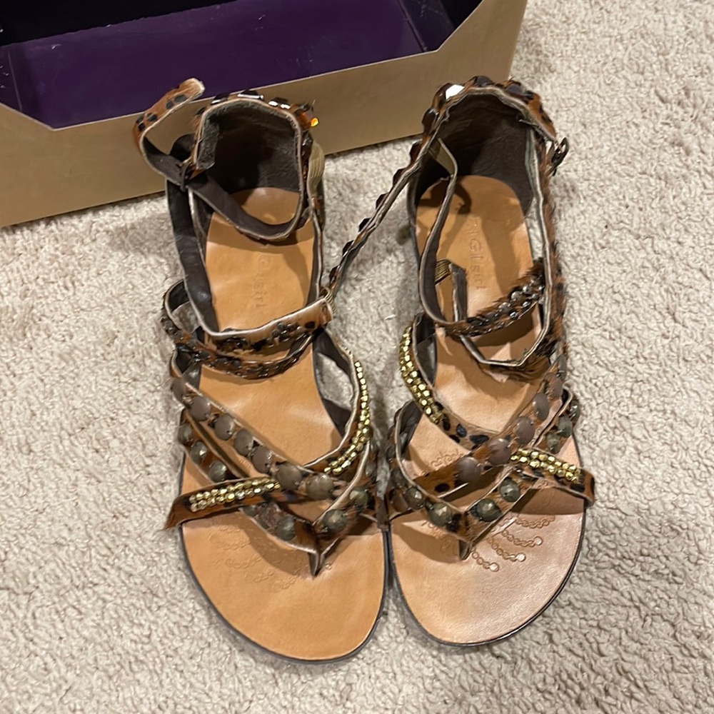 Strapped sandals